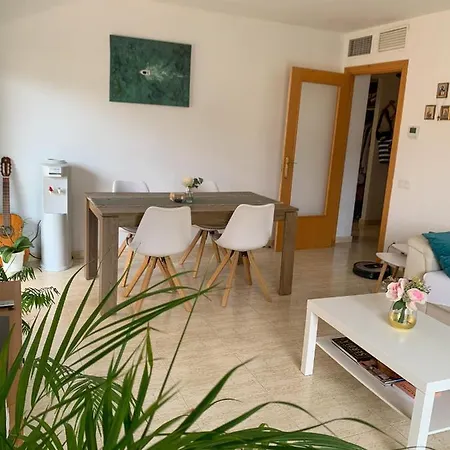 Homestay Residencial Aqua - La Pineda