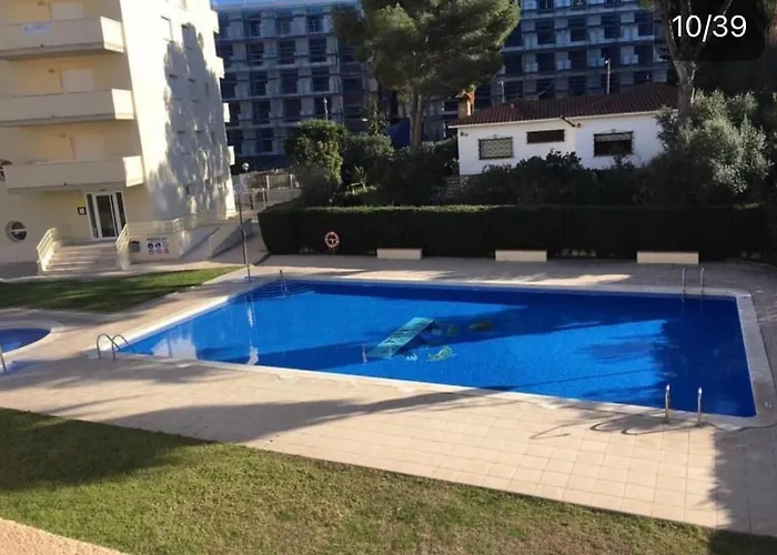 Residencial Aqua - La Pineda 酒店